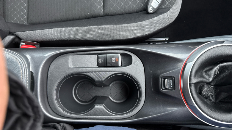 Nissan Juke 1.0 DiG-T N-Connecta 5dr Petrol Hatchback